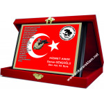 ASKER ÖZEL AHŞAP  TÜRK BAYRAKLI PLAKET